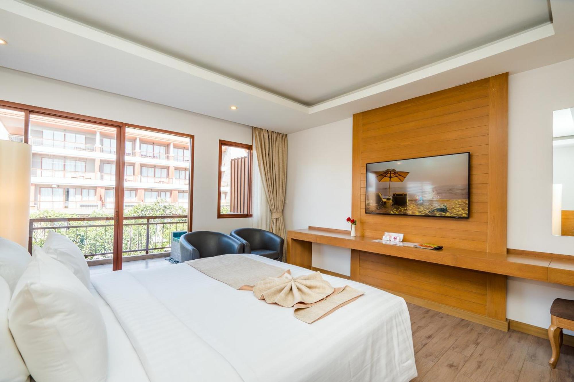 Ayrest Hua Hin Hotel Екстер'єр фото
