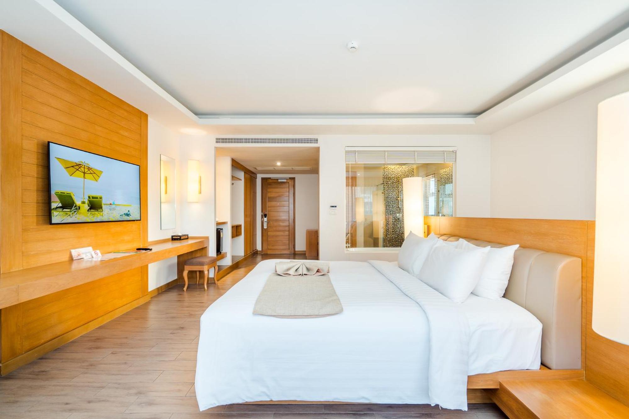 Ayrest Hua Hin Hotel Екстер'єр фото