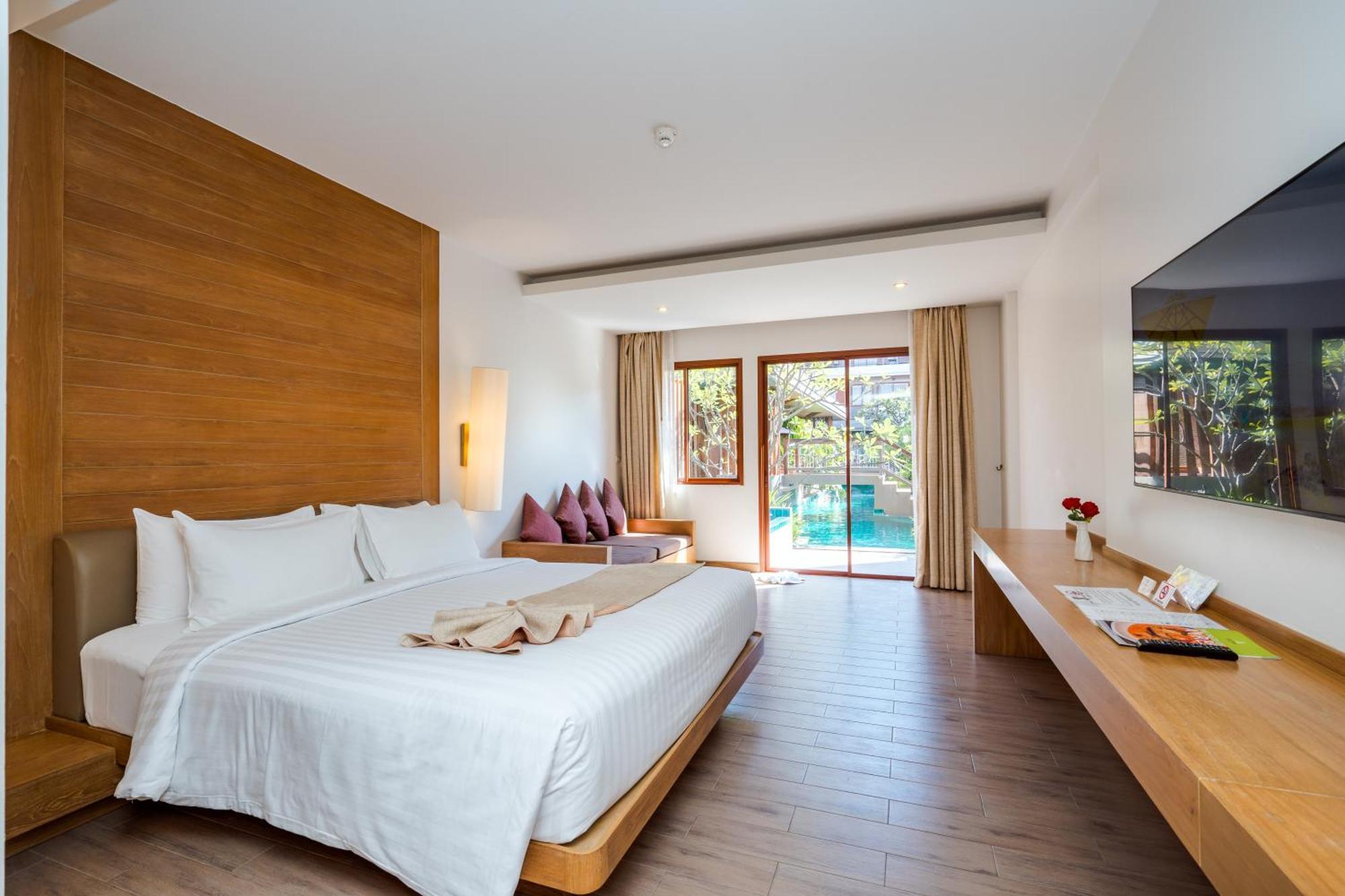 Ayrest Hua Hin Hotel Екстер'єр фото
