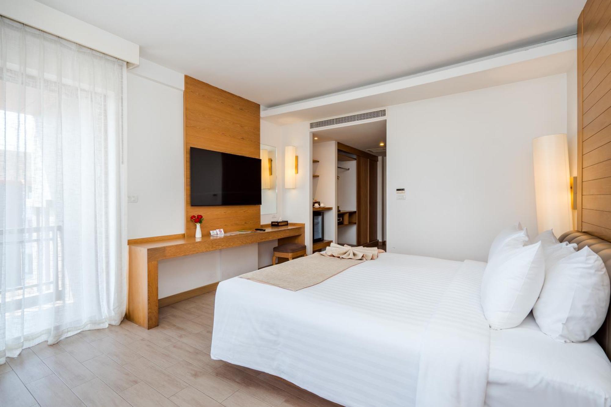 Ayrest Hua Hin Hotel Екстер'єр фото